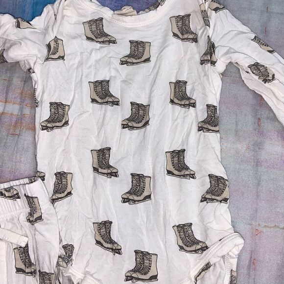 Kate Quinn bamboo pajama set 0/3 - Picture 2 of 4